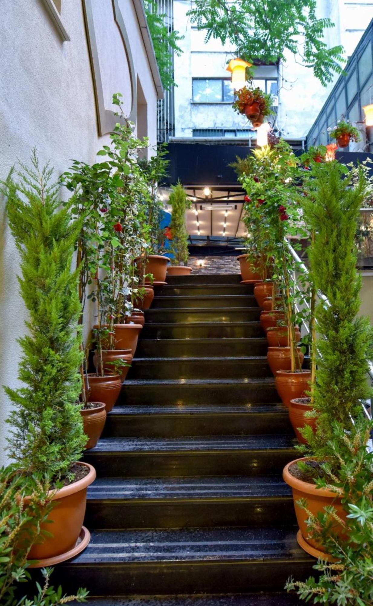 Royal Garden Suite And Hotel Istambul Exterior foto